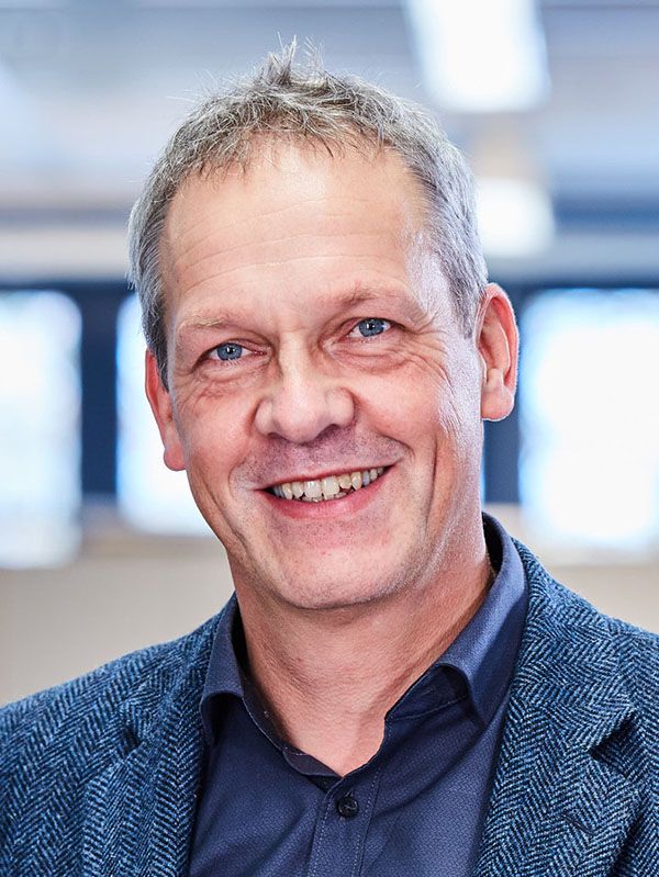 Prof. Dr. Hansjörg Drewello